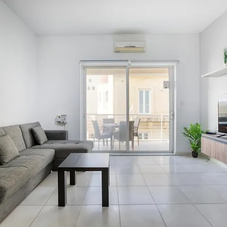 Delightful 3br Sliema Apt Near Promenade By 360 Estates Appartement *