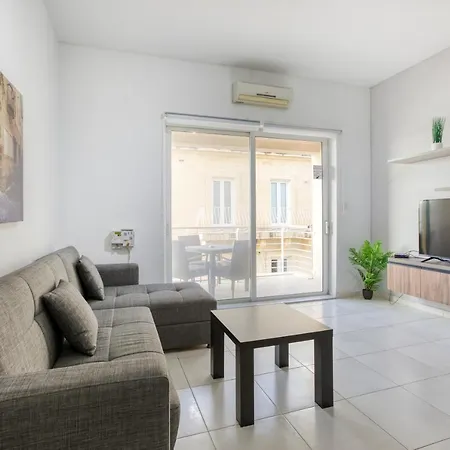 Delightful 3br Sliema Apt Near Promenade By 360 Estates