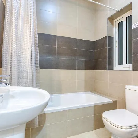 Delightful 3br Sliema Apt Near Promenade By 360 Estates San Pawl il-Baħar